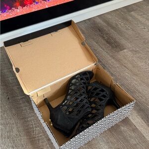 Womens Black Cutout Heels - a.n.a A New Approach Size 10